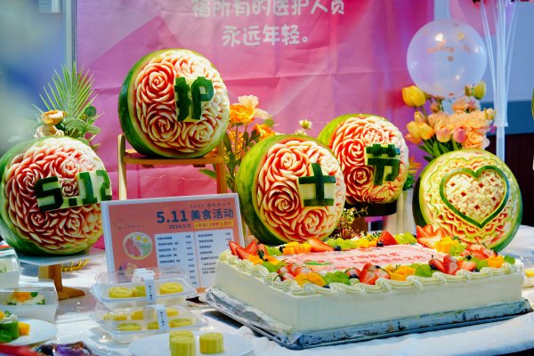 活动回首丨唱起天使赞歌，，为护士天使守候，，向大爱致敬